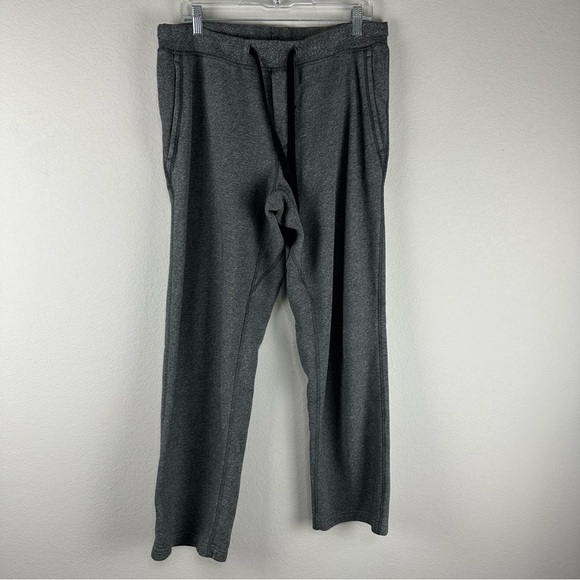 Lululemon Men’s Gray Athleisure Sweatpants Size Medium - Picture 1 of 5